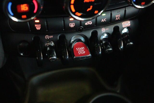 Mini COOPER Mini 1.5 Camden Edition Automaat | NAVI | CLIMA | PDC ACHTER | CRUISE | LMV |