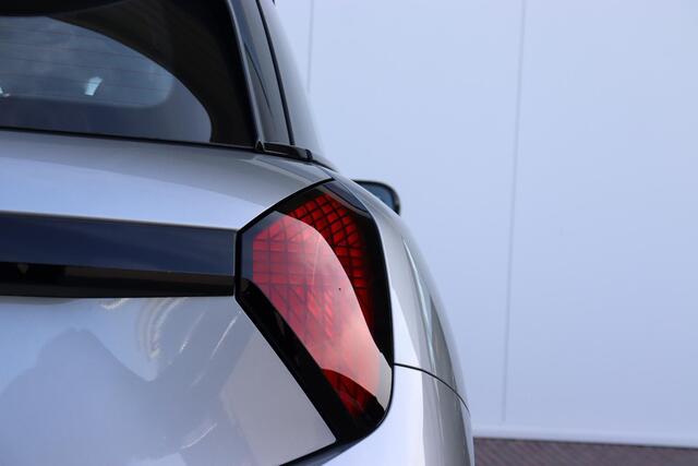 Mini COOPER Mini E Essential 40.7 kWh Nieuw/ Carplay/ Navigatie/ Cruise control/ Achteruitrijcamera/ 17 inch LMV
