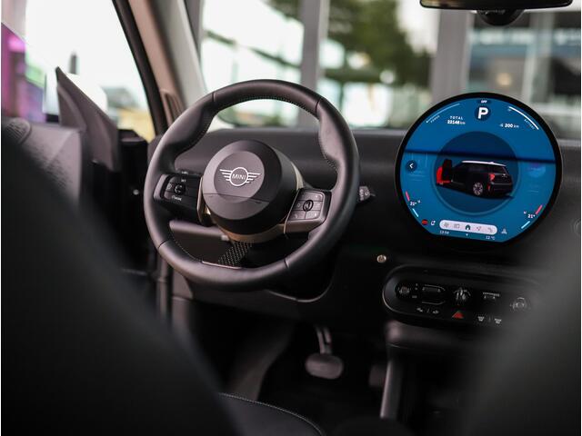 Mini COOPER Mini E Favoured M 40.7 kWh