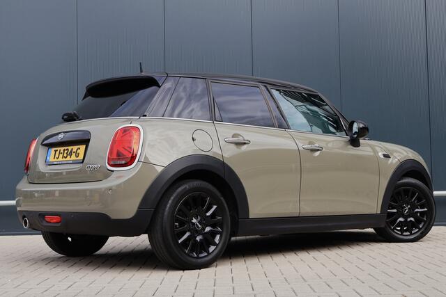 Mini COOPER Mini 1.5 Automaat | 136pk | Apple Carplay / Android Auto | Digitale tellers | Keyless Entry | LED | Climate Control