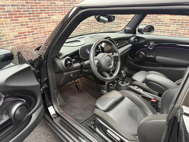 Mini COOPER Mini 1.5 Camden Plus Edition Panoramadak, Harman Kardon, HUD
