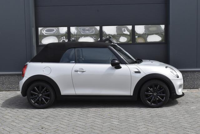 Mini COOPER Mini Cabrio 1.5 Chili Serious Business Harman/Kardon - Camera - Cruise
