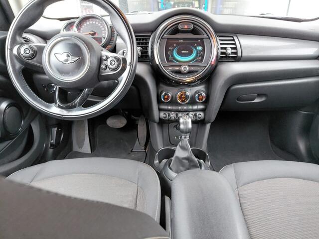 Mini COOPER 1.5 136PK AUTOMAAT NAVI CRUISE