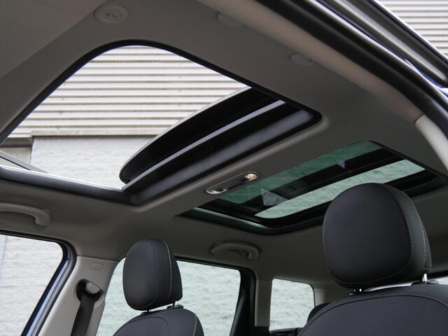 Mini COOPER CLUBMAN 1.5 PANORAMADAK/ PDC V+A/ AFN. TREKHAAK/ LED PAKKET