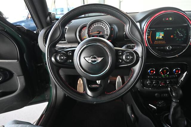 Mini COOPER CLUBMAN Mini 1.5 Chili Serious Business Automaat Navigatie Panoramadak Rijklaarprijs Inruil Mogelijk!