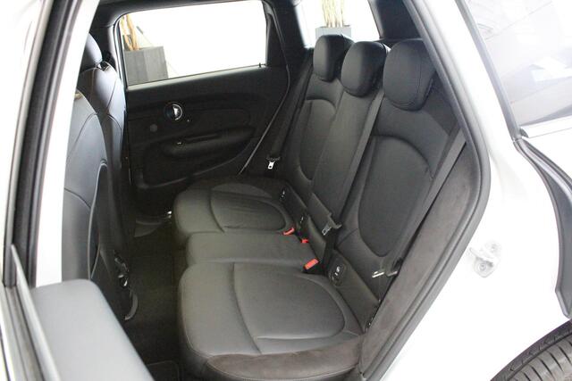 Mini COOPER CLUBMAN Mini 2.0 S Chili | 18'LMV | NAVIGATIE | HARMAN/KARDON-AUDIO | KEYLESS | STOEL-VERW | LED |