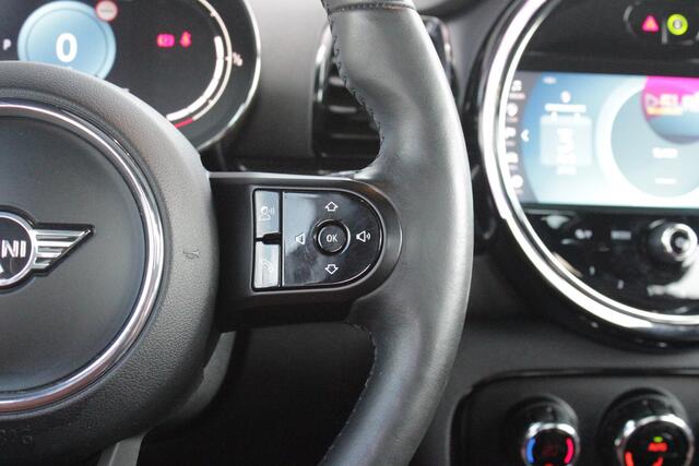 Mini COOPER CLUBMAN Mini 1.5 136PK AUTOMAAT RICHMOND PARK EDITION | PANORAMISCH SCHUIF/KANTEL DAK | FULL LEDEREN BEKLEDING "CHESTER MALT BROWN" | ACHTERUITRIJ CAMERA | PARKEERSENSOREN ACHTER | FULL LED KOPLAMPEN | DRAADLOZE APPLE CARPLAY/ANDROID AUTO | NAVIGATIE | STOEL/STUU