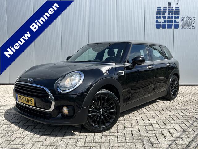 Mini COOPER CLUBMAN 1.5 136 pk Business Navigatie Trekhaak Clima + Cruise Control 17 Inch Velgen Parkeersensoren NL Auto