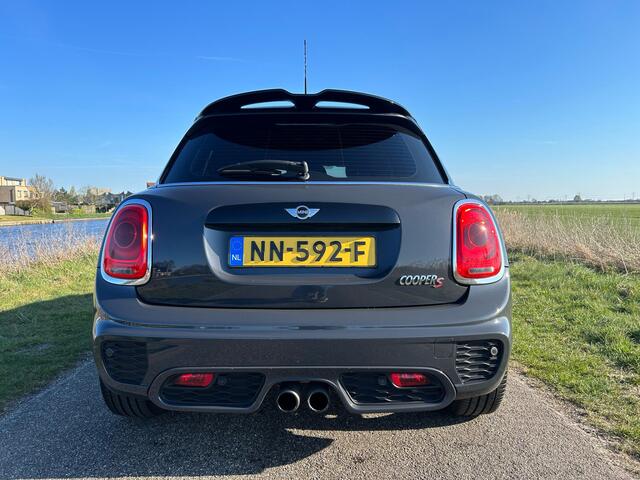 Mini COOPER S Mini 2.0 192 PK Chili Serious Business John Cooper Works Uitvoering!