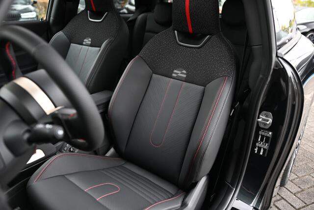 Mini COOPER S Hatchback Automaat / JCW / Pakket XL / 18 inch JCW Lap Spoke 2-tone