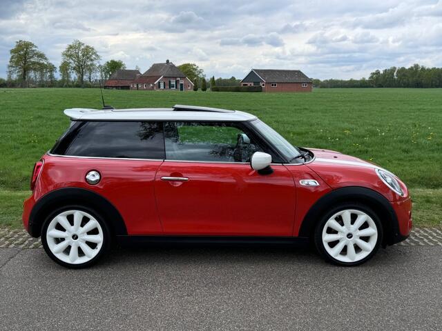 Mini COOPER S 192PK / JCW STUURWIEL / PANORAMADAK / 18 INCH / UNIEK!