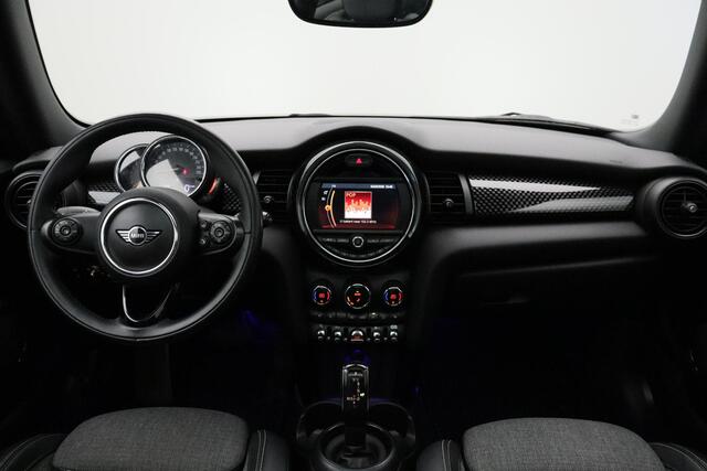 Mini COOPER S Mini 2.0 Chili 2018 | Airco | Stoelverwarming | Panoramadak | Onderhoudshistorie | Parkeersensoren | Cruise Control | Keyless Go | Stuurwiel Bediening | Boekjes