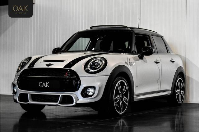 Mini COOPER S Mini 2.0 F1 Aut. | JCW-Trim | Navigatie | Panorama | Half Leder | H&K | Camera | 18"LM | White Silver