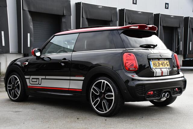 Mini COOPER S Mini 2.0 GT Limited Edition JCW Full Options, Adaptieve Cruise, PANO, H/K, HUD, Clima, Carplay, Stoelverwarming, LED, Uniek!
