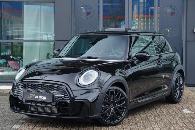 Mini COOPER S Mini 2.0 John Cooper Works JCW Panoramadak Black edition Schaalstoelen NLauto BOMVOL!!