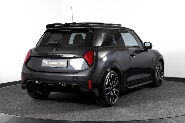 Mini COOPER S Mini 2.0 John Cooper Works XL | S/K Panodak | Dig. Cockpit | Adapt. Cruise | Elek. Stoelen-+massage+verwarming | PDC | 360 Camera | NAV + App. Connect | ECC | Harman/Kardon | LM 18" | 4804