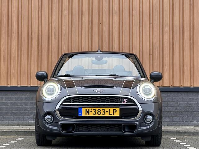 Mini COOPER S Mini Cabrio 2.0 Night Jack Edition | Achteruitrijcamera | Adaptieve Cruise Control | Apple Carplay / Android Auto | Keyless Go/Entry | Head-Up Display | Parkeersensoren | Stoelverwarming |