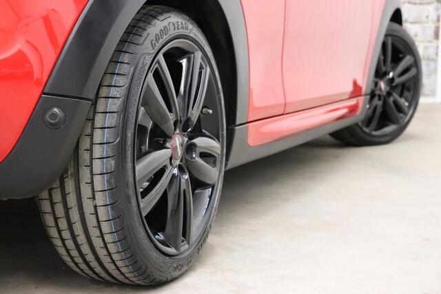 Mini COOPER S Hatchback Knightsbridge Edition Automaat 3 deurs / Panoramadak / Navigatiesysteem Plus / Leder / Harman Kardon / Stoelverwarming / LED / Head-Up Display / JCW Exterieur / 17 Inch / Extra Getint Glas / Parkeersensoren