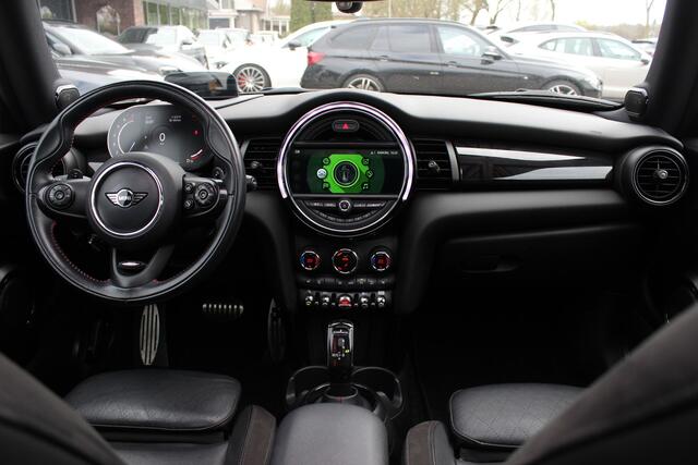 Mini COOPER S Mini 2.0 Chili / Panoramadak / Camera / Head-up / Leder / Harman Kardon / 18'' / Navigatie / Stoelverwarming / Cruise Control