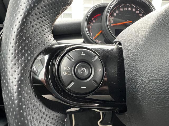 Mini COOPER S Mini 2.0 Serious Business | NAVIGATIE | 17 INCH | ALL SEASON | LED VERLICHTING | BLUETOOTH |