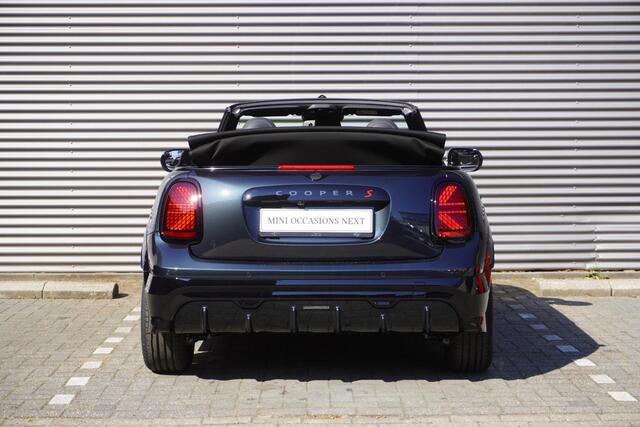 Mini COOPER S Cabrio John Cooper Works Uitvoering | Pakket XL | 18" JCW Lap Spoke 2-tone | HIFI System Harman Kardon | MINI Head-Up Display | Comfort Access