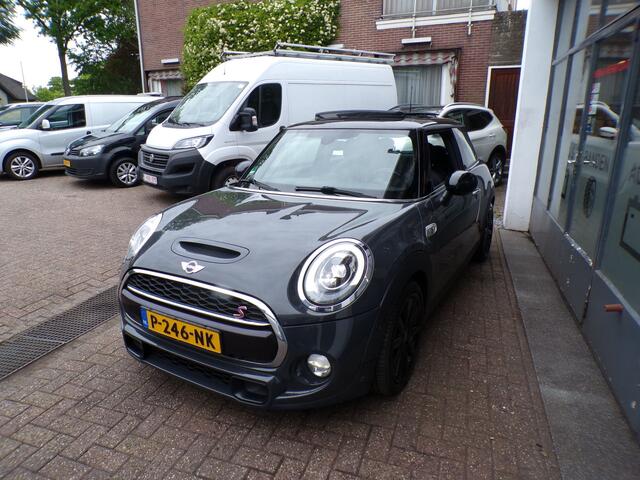 Mini COOPER S Mini 2.0 Chili Serious Business ZEER MOOI , VOLL OPTIES !!! ""ZONDAG OPEN ""