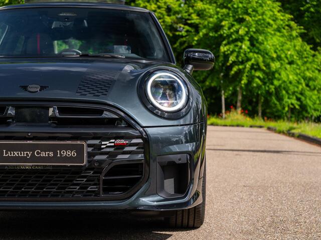 Mini COOPER S 3-Deurs 2.0 John Cooper Works | Pano | Head-Up | 360 camera | Inparkeer hulp |