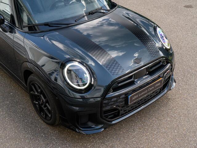 Mini COOPER S 3-Deurs 2.0 John Cooper Works | Pano | Head-Up | 360 camera | Inparkeer hulp |