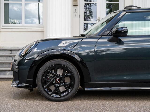 Mini COOPER S 3-Deurs 2.0 John Cooper Works | Pano | Head-Up | 360 camera | Inparkeer hulp |