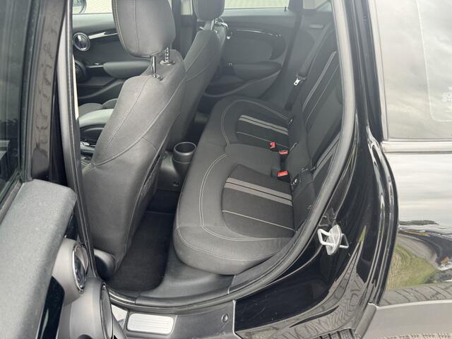 Mini COOPER S 5-Deurs 2.0 Pepper