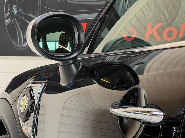 Mini COUNTRYMAN Mini 2.0 Cooper S E ALL4 Essential 220 PK Facelift Automaat Plug In Hybride / AppleCarplay / Navigatie / Camera / Airco / LED / DAB HiFi / 1e Eigenaar!