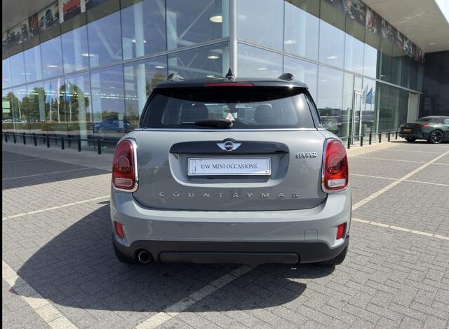 Mini COUNTRYMAN Cooper Chili / Sportstoelen / Comfort Access / LED / Head-Up / Stoelverwarming / Cruise Control / Airconditioning