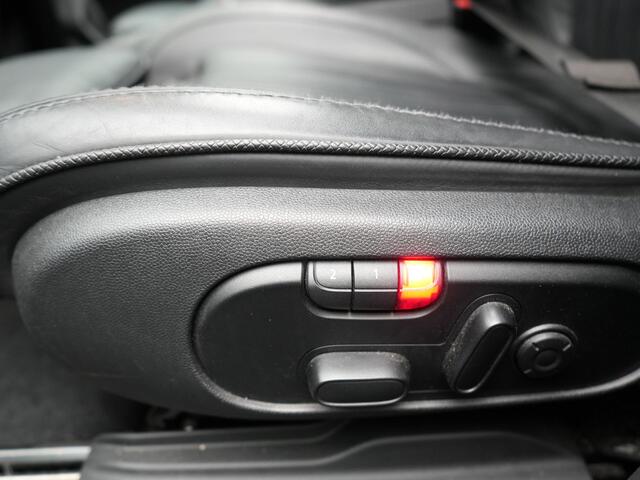 Mini COUNTRYMAN Mini 2.0 Cooper S E ALL4 Yours Plug In Hybrid 225pk PHEV | Panodak | Adaptive Cruise | Lederen Sportstoelen Memory | Head Up | 19"L.M | Harman Kardon | Apple Carplay | Camera | Keyless | 18"L.M |