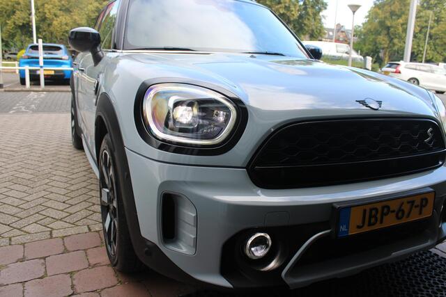 Mini COUNTRYMAN Mini 2.0 Cooper S E ALL4 UNTAMED | PANORAMISCH SCHUIF/KANTEL DAK | HARMAN KARDON PREMIUM AUDIO SYSTEM | FULL LEDEREN BEKLEDING | ELEKTRISCH BEDIENBARE VOORSTOELEN MET GEHEUGEN OP DE BESTUURDERSSTOEL | DRAADLOZE APPLE CARPLAY/ANDROID AUTO | DRAADLOZE TELEF