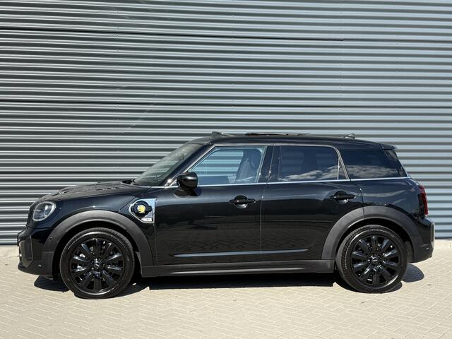 Mini COUNTRYMAN 2.0 Cooper SE ALL4 H&K/Camera/Pano/Leder