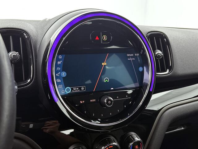 Mini COUNTRYMAN Mini 1.5 Cooper Business Edition Trekhaak | Stoelverwarming | Navigatie | Achteruitrijcamera