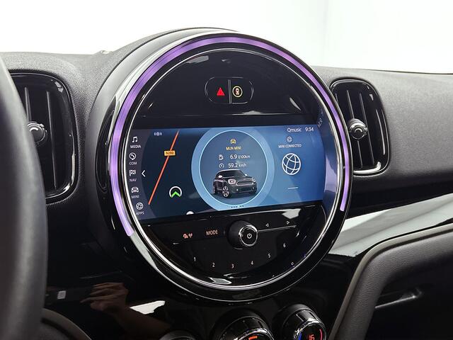 Mini COUNTRYMAN Mini 1.5 Cooper Business Edition Trekhaak | Stoelverwarming | Navigatie | Achteruitrijcamera