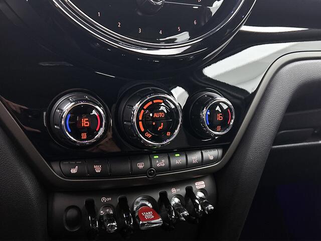Mini COUNTRYMAN Mini 1.5 Cooper Business Edition Trekhaak | Stoelverwarming | Navigatie | Achteruitrijcamera
