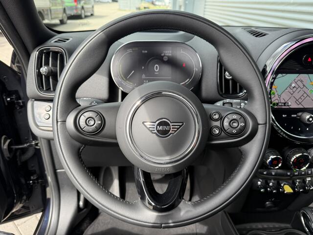 Mini COUNTRYMAN 2.0 Cooper SE ALL4 Pano/H&K/Leder/Camera/HUD