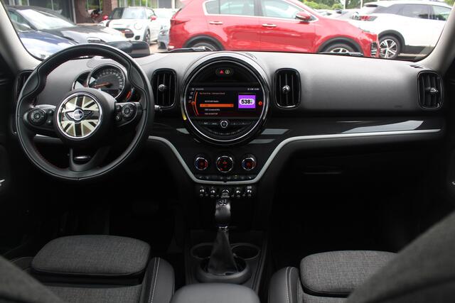 Mini COUNTRYMAN Mini 2.0 Cooper S E ALL4 Chili 27.637 km! / Panoramadak / Camera / Head-up / Apple CarPlay / Navigatie / 18'' / Sportstoelen / Stoelverwarming / DAB / Cruise Control