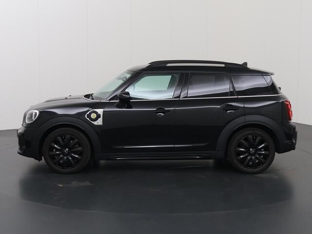 Mini COUNTRYMAN Mini 2.0 Cooper S E ALL4 Classic | Leder | Sportstoelen | Parkeercamera | Head-Up | Navigatie | Cruise Control Adaptief |