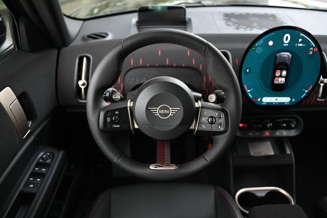 Mini COUNTRYMAN S ALL4 Automaat / JCW / Pakket S / 20" John Cooper Works Flag Spoke 2-tone