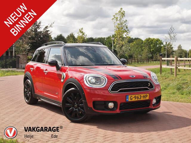 Mini COUNTRYMAN Mini 2.0 Cooper S E ALL4 Chili | Apple Carplay | Cruise Control | Parkeersensoren | Stoelverwarming |