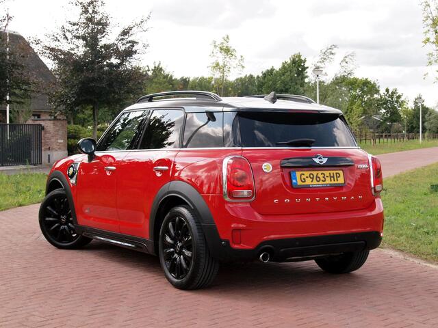 Mini COUNTRYMAN Mini 2.0 Cooper S E ALL4 Chili | Apple Carplay | Cruise Control | Parkeersensoren | Stoelverwarming |