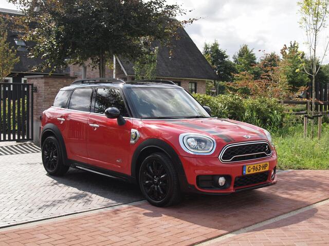 Mini COUNTRYMAN Mini 2.0 Cooper S E ALL4 Chili | Apple Carplay | Cruise Control | Parkeersensoren | Stoelverwarming |