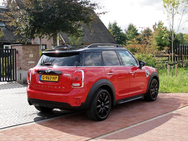 Mini COUNTRYMAN Mini 2.0 Cooper S E ALL4 Chili | Apple Carplay | Cruise Control | Parkeersensoren | Stoelverwarming |