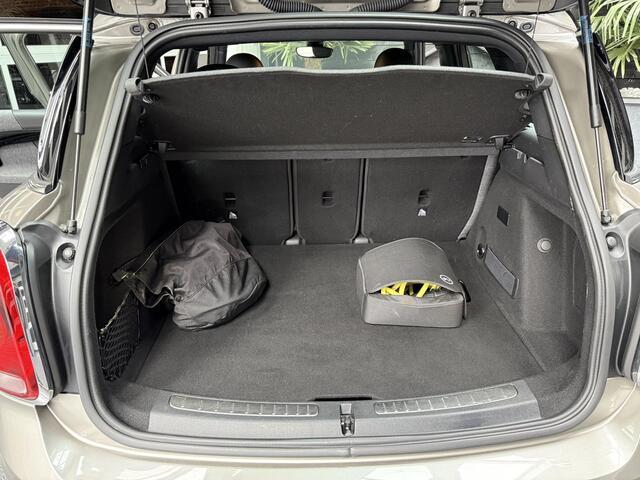 Mini COUNTRYMAN Mini 2.0 Cooper S E ALL4 half leder stoelverwarming