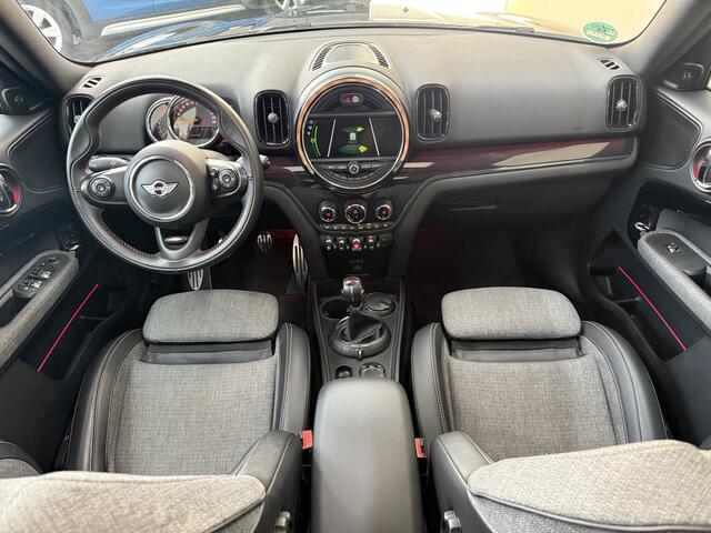 Mini COUNTRYMAN Mini 2.0 Cooper S, 192Pk, 2017, Panoramadak, Sportstoelen, Stoelverwarming, Cruise control, Climate control, Sfeerverlichting, Navigatie, 4 seizoenenbanden