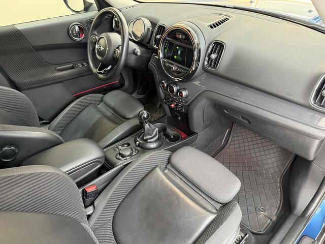Mini COUNTRYMAN Mini 1.5 Cooper, 135Pk, 2017, 2de eigenaar, Climate control, Afneembare trekhaak, Cruise control, Navigatie, 4 seizoenen banden, LED koplampen, Stoelverwarming, Parkeersensoren,