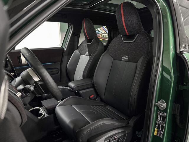 Mini COUNTRYMAN SE ALL4 | John Cooper Works Uitvoering | Pakket XL | 20" JCW Flag Spoke 2-tone